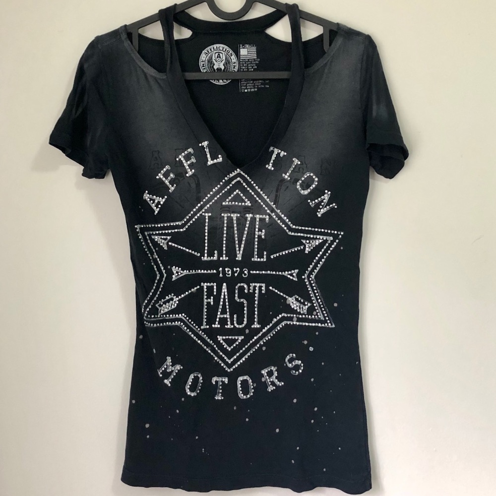 Women’s Affliction Cut-out Shoulder Tee